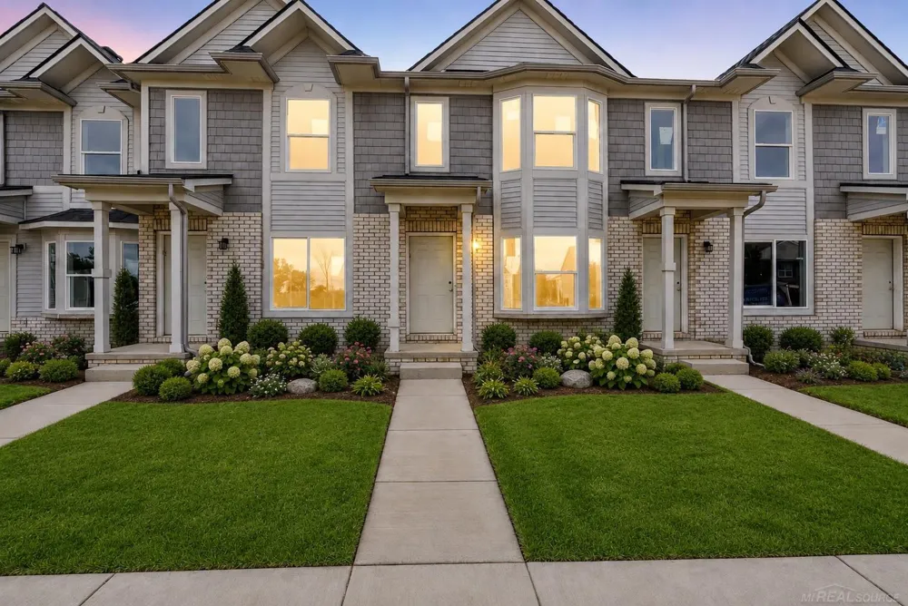 35300 Brittany Drive New Baltimore City, MI 48047