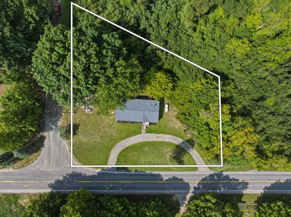 17651 Ritchie Avenue NE Nelson Township, MI 49343