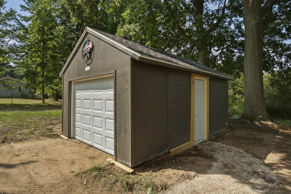 17651 Ritchie Avenue NE Nelson Township, MI 49343