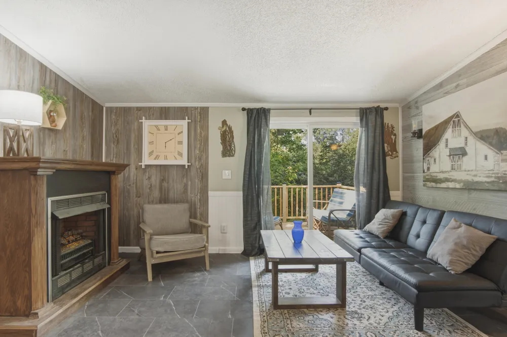 17651 Ritchie Avenue NE Nelson Township, MI 49343