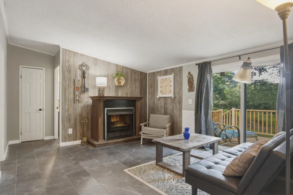 17651 Ritchie Avenue NE Nelson Township, MI 49343