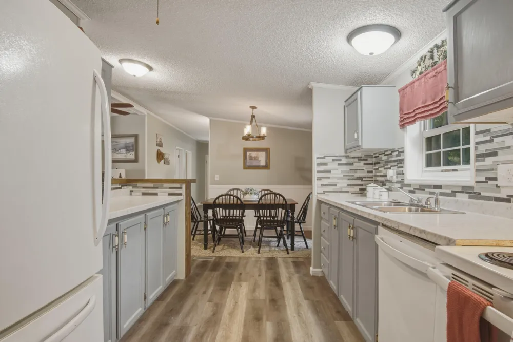 17651 Ritchie Avenue NE Nelson Township, MI 49343