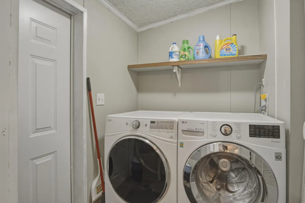 17651 Ritchie Avenue NE Nelson Township, MI 49343