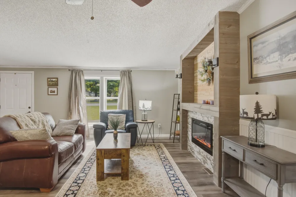 17651 Ritchie Avenue NE Nelson Township, MI 49343