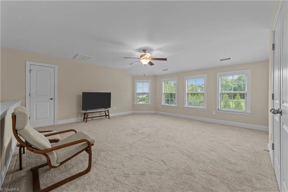 1606 Cedar Hill Way Colfax, NC 27235