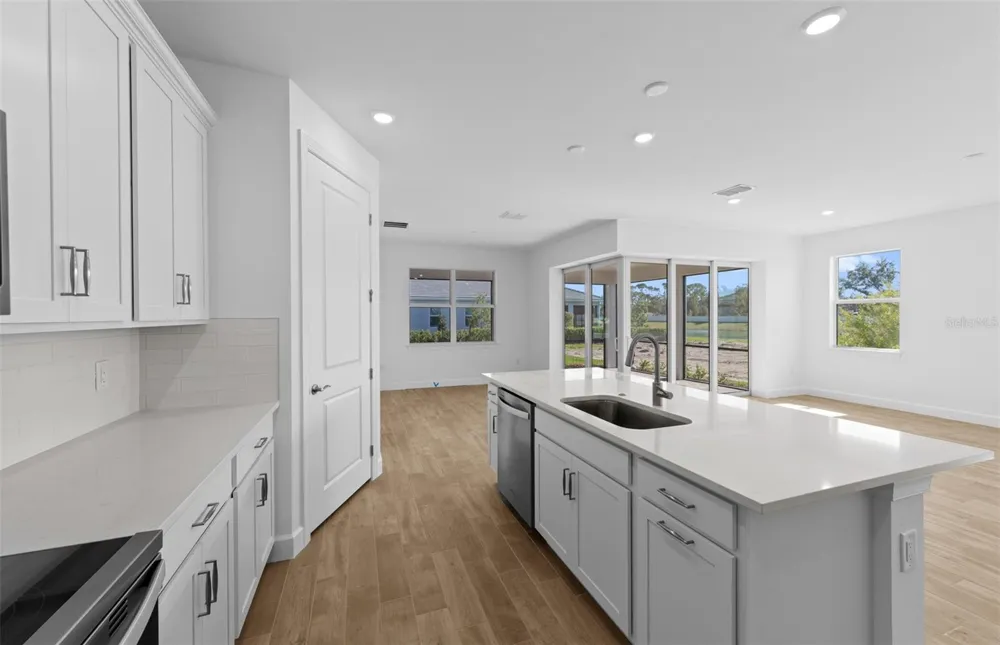17086 MOONFLOWER DRIVE Venice, FL 34293