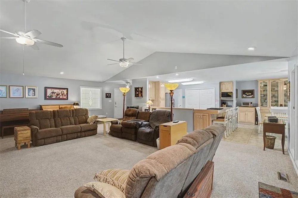 1005 County Road 544 Centre, AL 35960