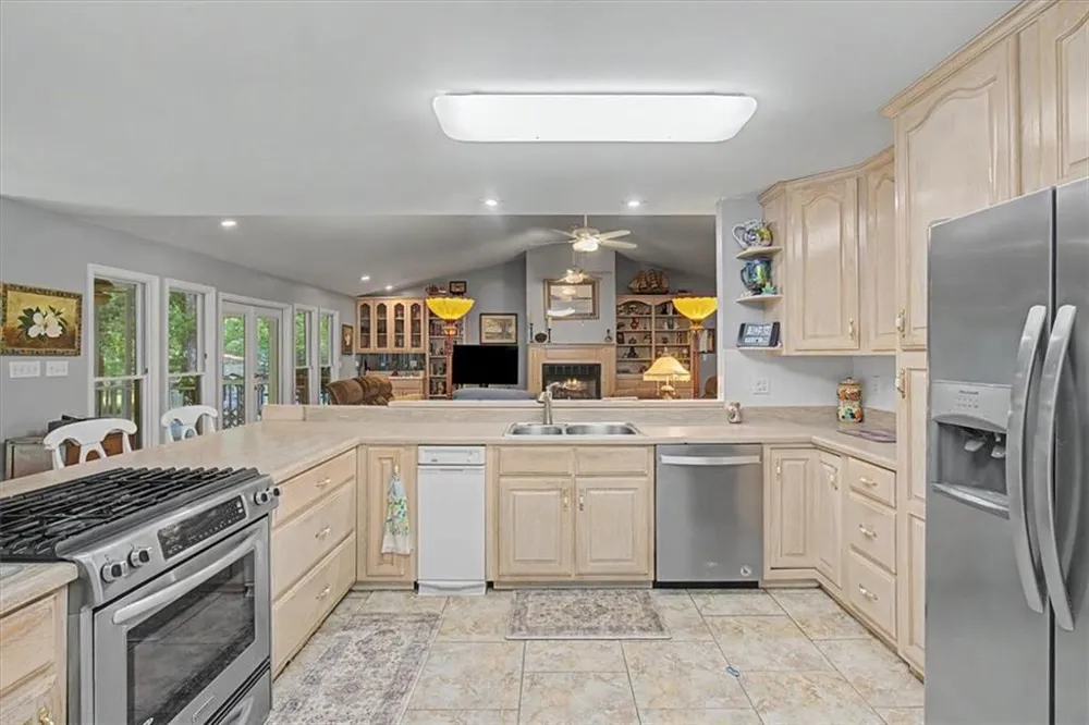 1005 County Road 544 Centre, AL 35960