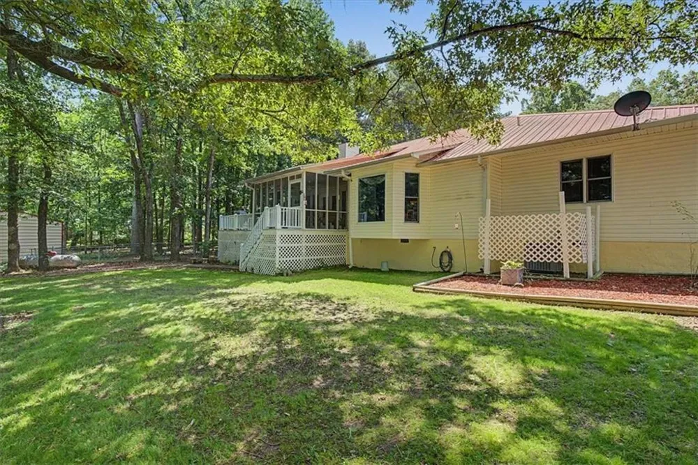 1005 County Road 544 Centre, AL 35960