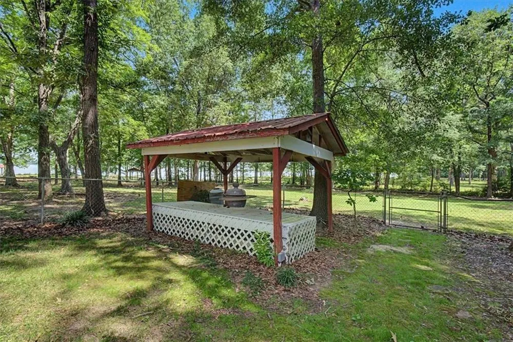 1005 County Road 544 Centre, AL 35960