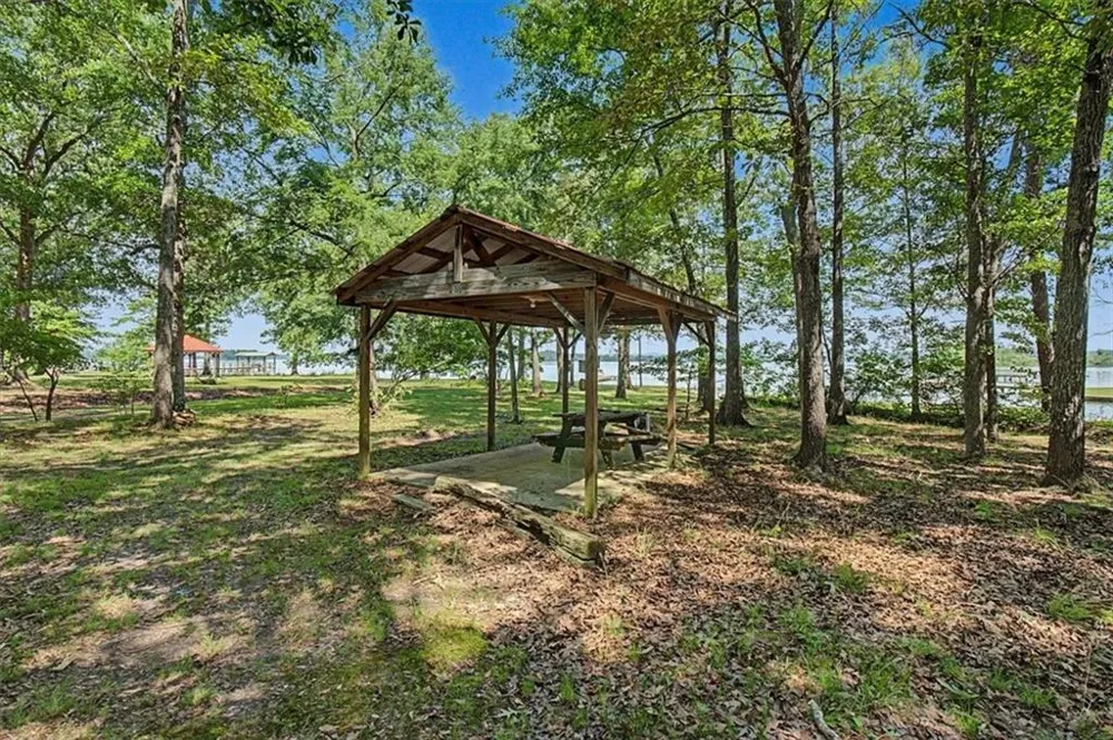 1005 County Road 544 Centre, AL 35960
