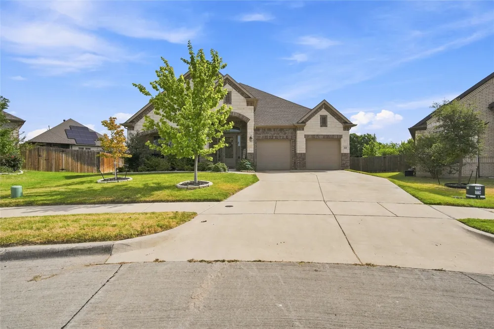 420 Wrangler Way Waxahachie, TX 75167