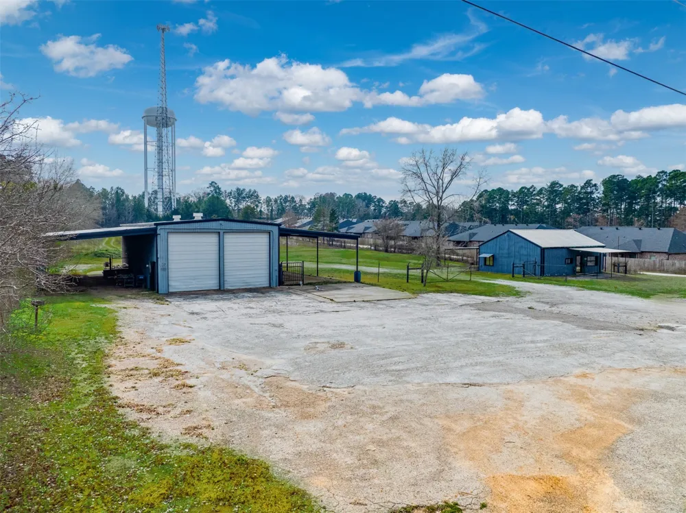 10203 County Road 135 Flint, TX 75762