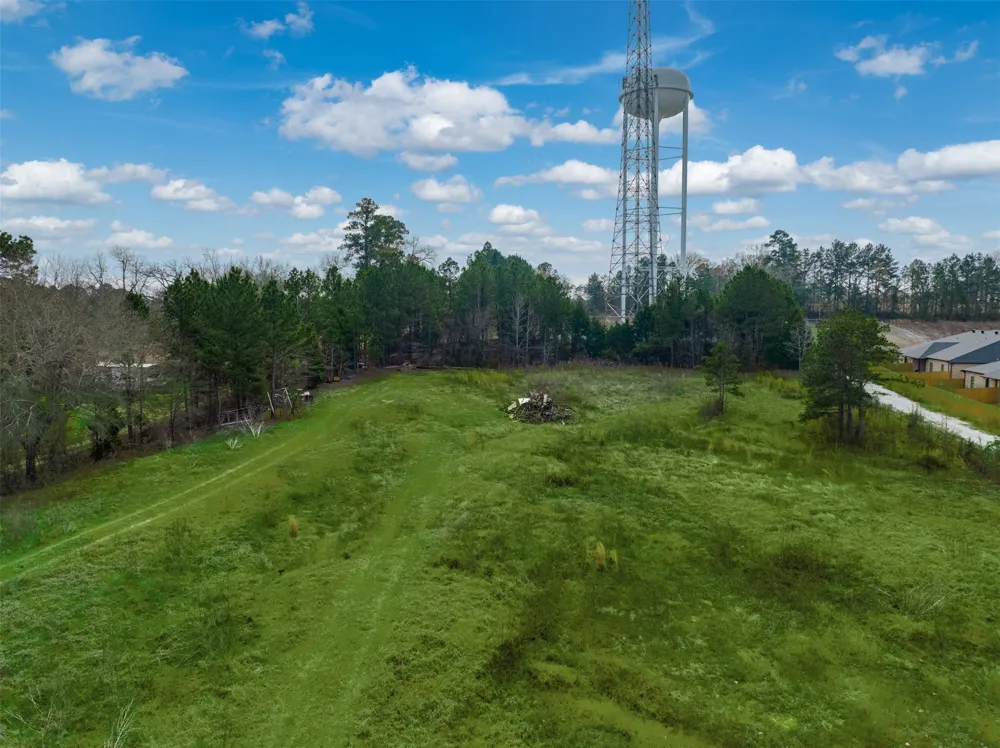10203 County Road 135 Flint, TX 75762