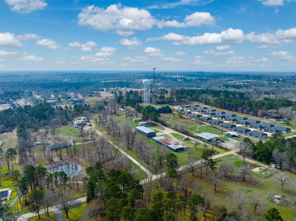 10203 County Road 135 Flint, TX 75762