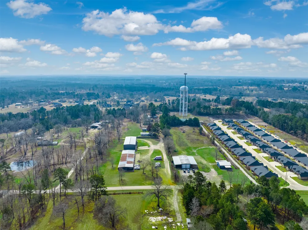 10203 County Road 135 Flint, TX 75762