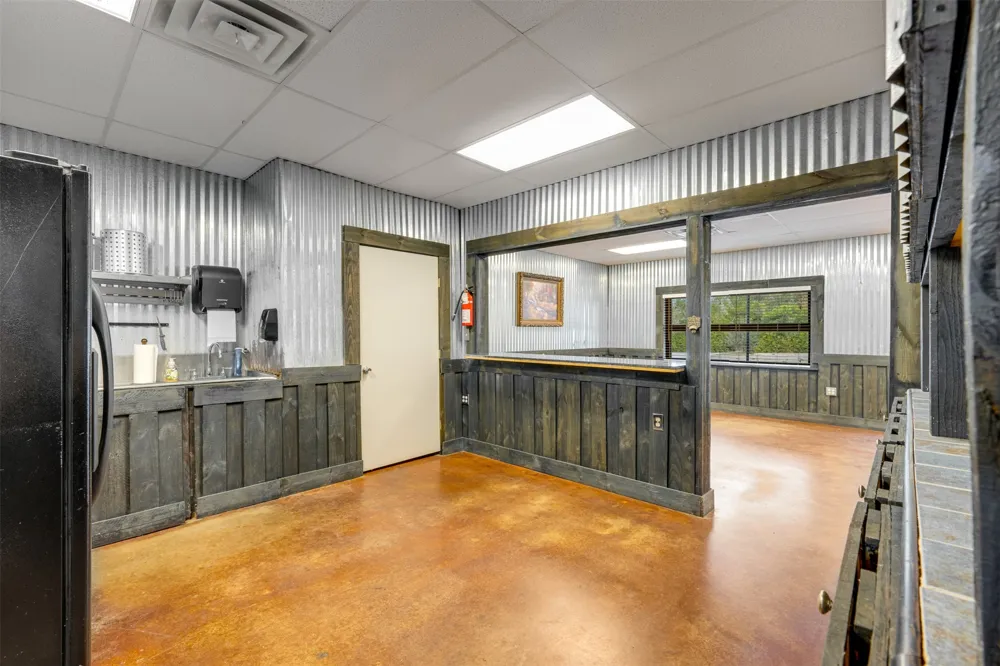 10203 County Road 135 Flint, TX 75762