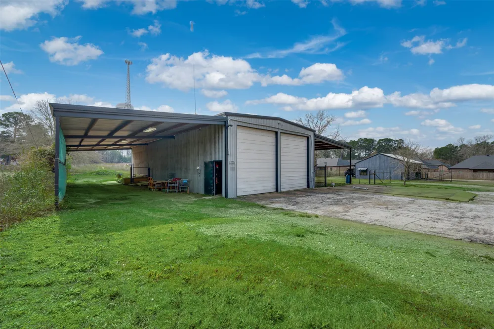 10203 County Road 135 Flint, TX 75762