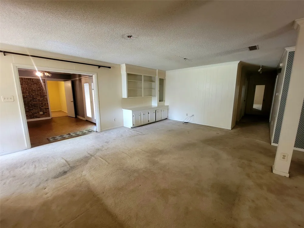303 Merrill New Boston, TX 75570
