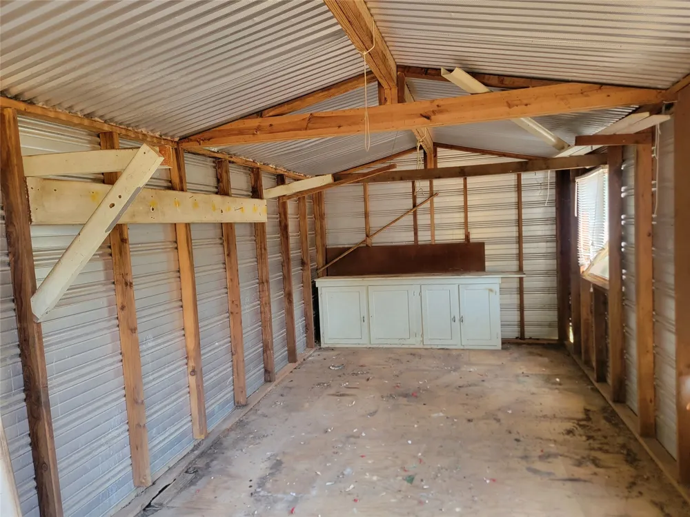 303 Merrill New Boston, TX 75570