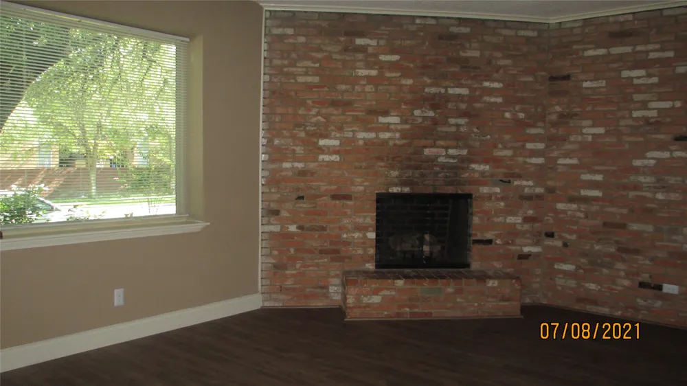 13223 Kit Lane #13225 Dallas, TX 75240