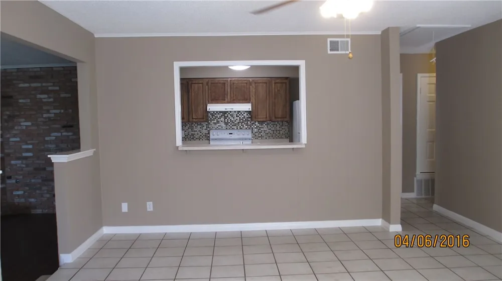 13223 Kit Lane #13225 Dallas, TX 75240
