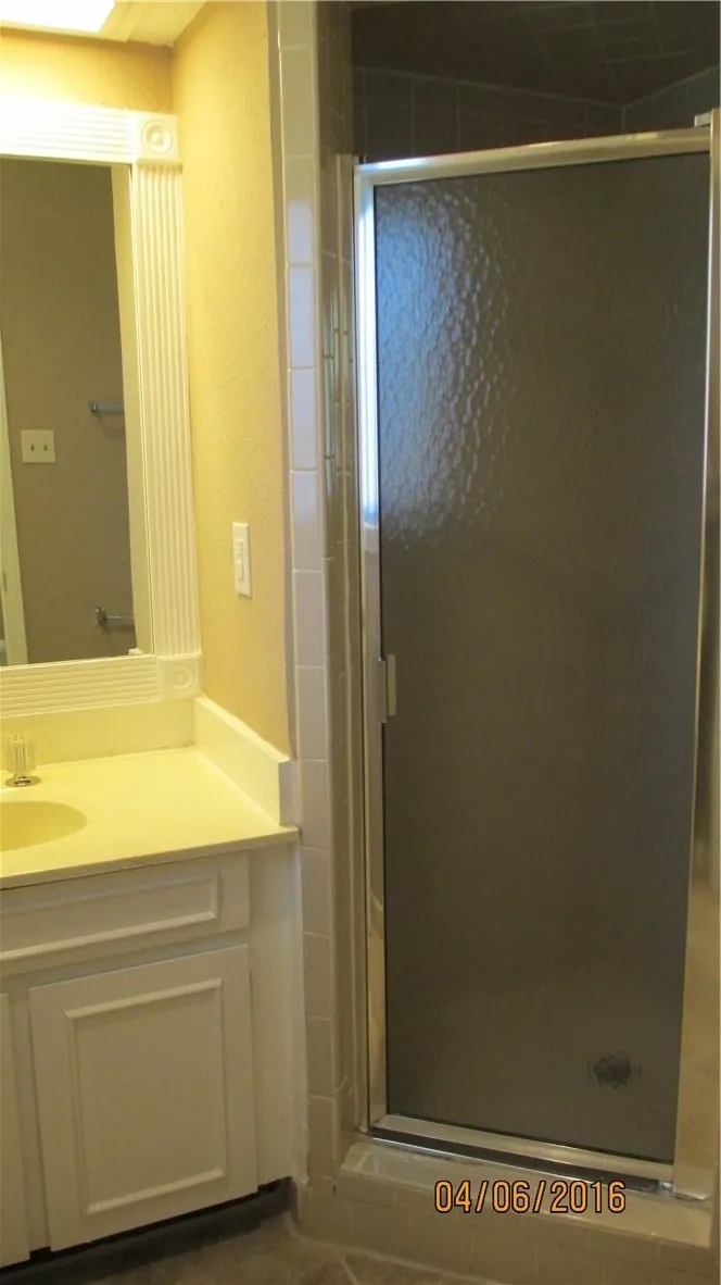 13223 Kit Lane #13225 Dallas, TX 75240