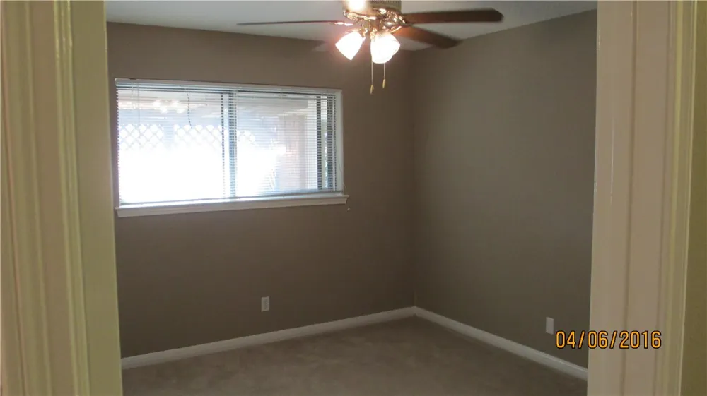 13223 Kit Lane #13225 Dallas, TX 75240