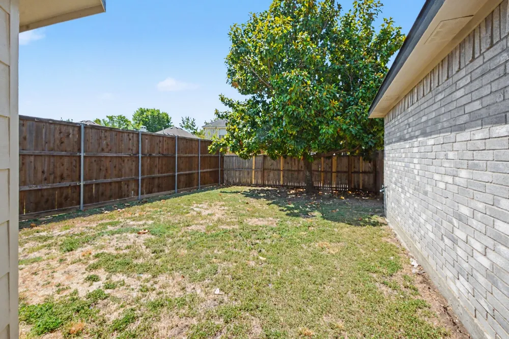1614 Woodhaven Court Allen, TX 75002