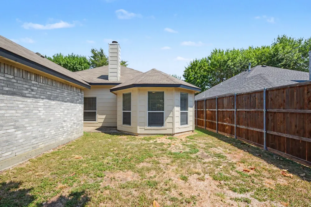 1614 Woodhaven Court Allen, TX 75002