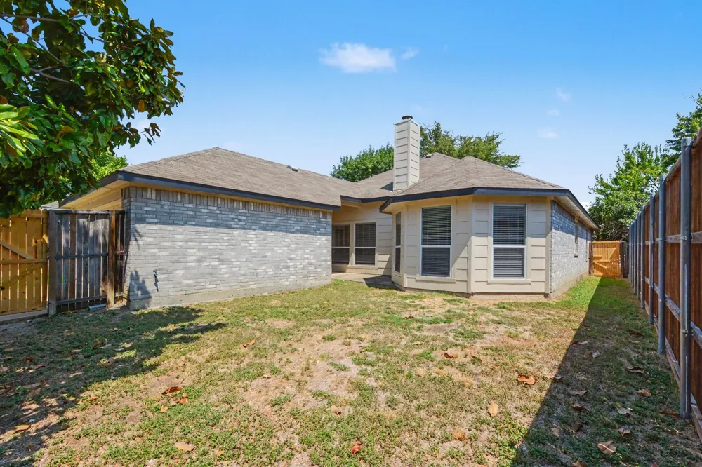 1614 Woodhaven Court Allen, TX 75002