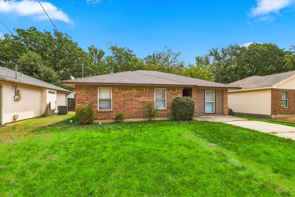 921 Baldwin Street Denton, TX 76205