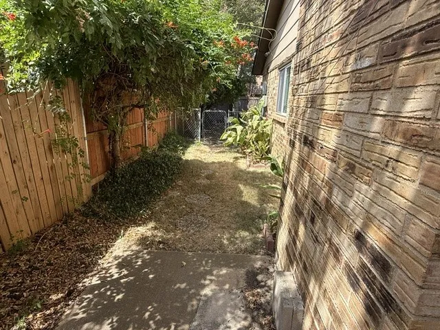 2211 Placid Drive Carrollton, TX 75007
