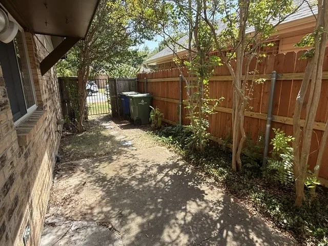 2211 Placid Drive Carrollton, TX 75007