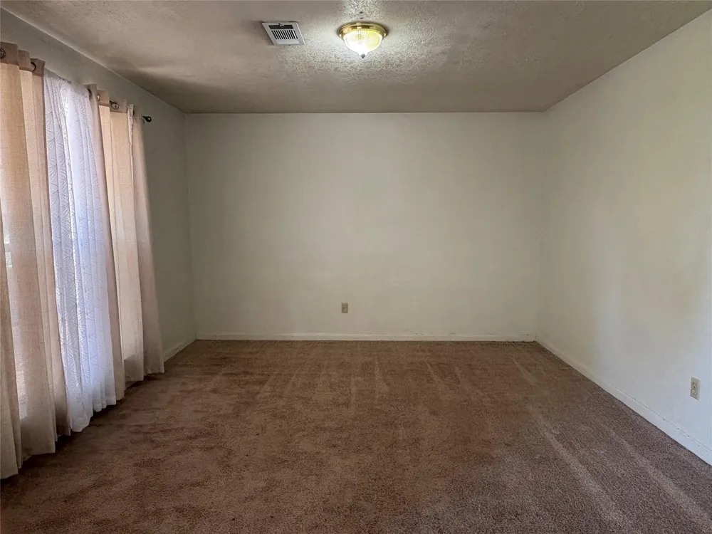 118 Honeysuckle Street Lake Jackson, TX 77566