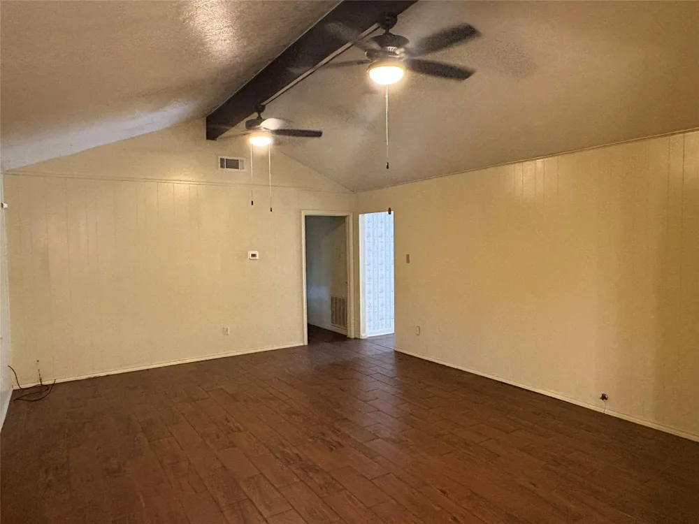 118 Honeysuckle Street Lake Jackson, TX 77566