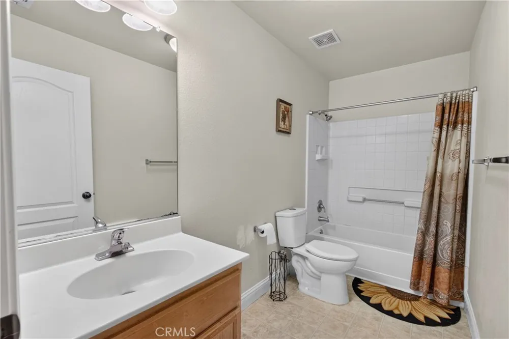3851 Twilight Avenue Merced, CA 95348
