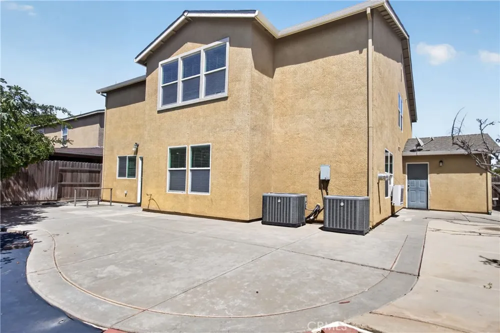 3851 Twilight Avenue Merced, CA 95348
