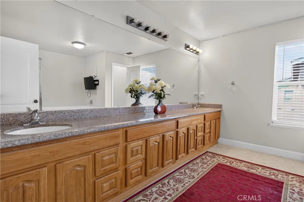 3851 Twilight Avenue Merced, CA 95348