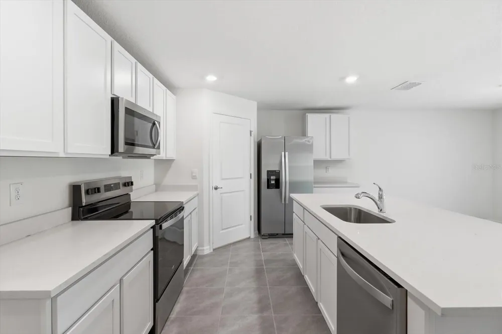 2445 SW 164TH STREET ROAD ocala, FL 34473