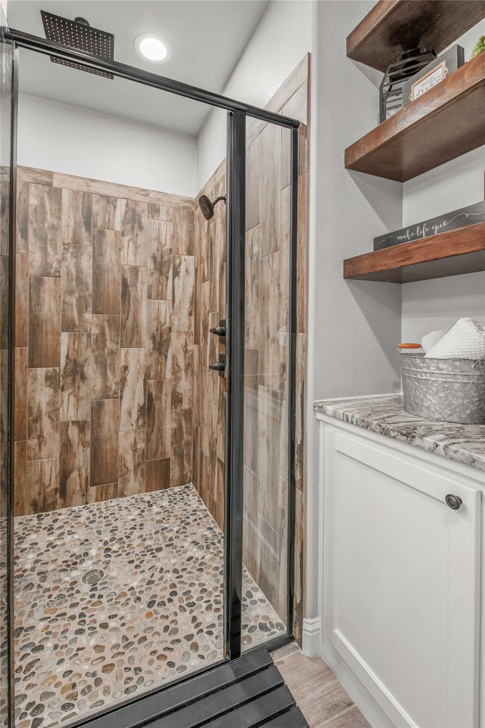 3549 Leesburg Path Bryan, TX 77808