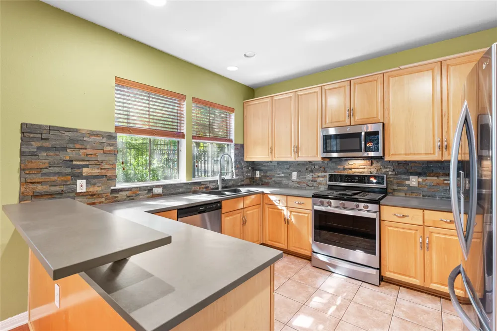 1011 Brodie Street #6 Austin, TX 78704