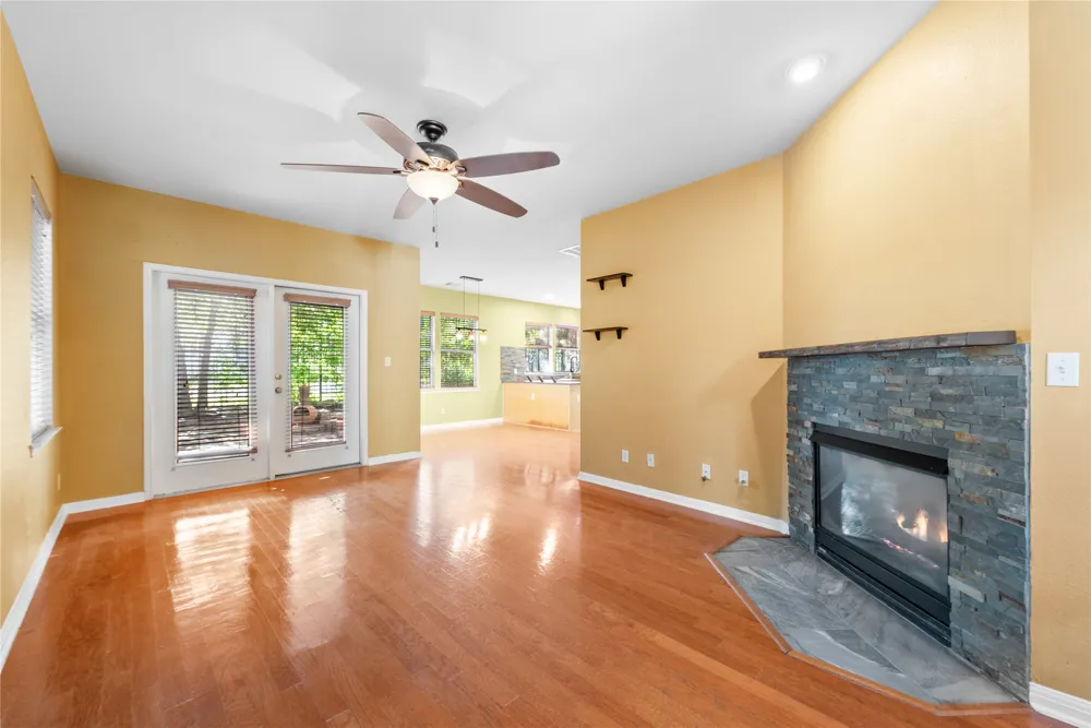 1011 Brodie Street #6 Austin, TX 78704