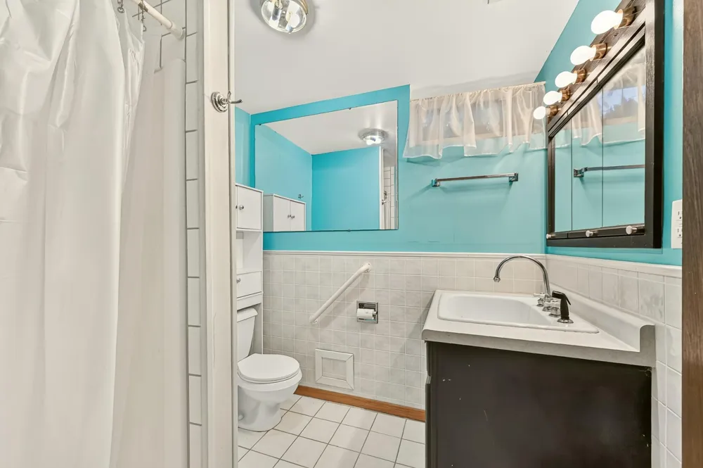 709 37th Street SW Rochester, MN 55902