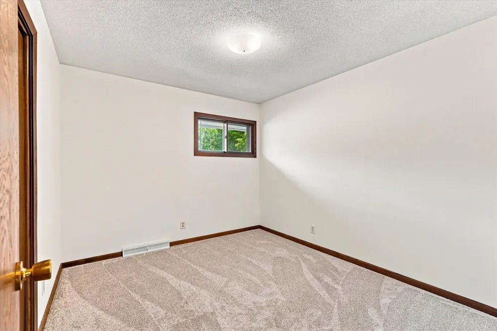 13600 Greenwood Trail Stillwater, MN 55082