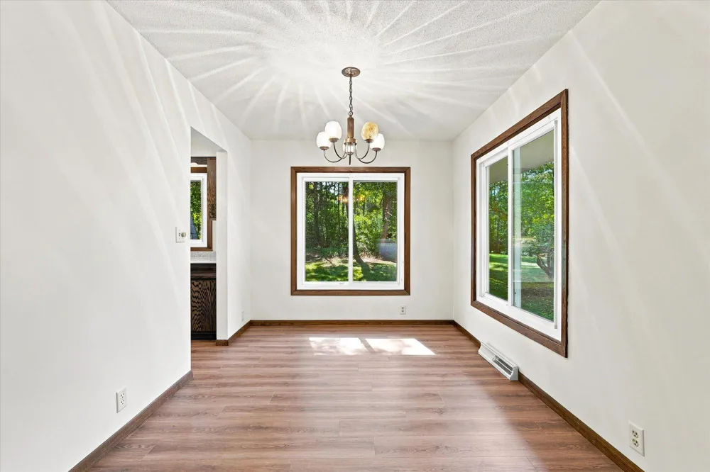 13600 Greenwood Trail Stillwater, MN 55082