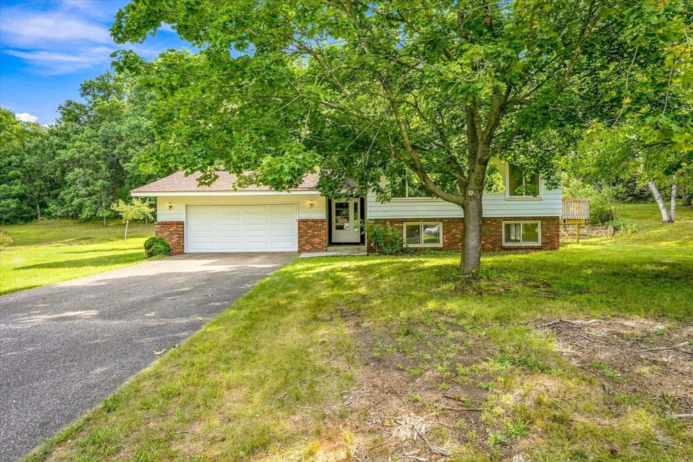 13600 Greenwood Trail Stillwater, MN 55082