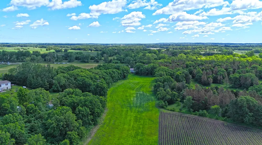 16435 26th St NE New London, MN 56273