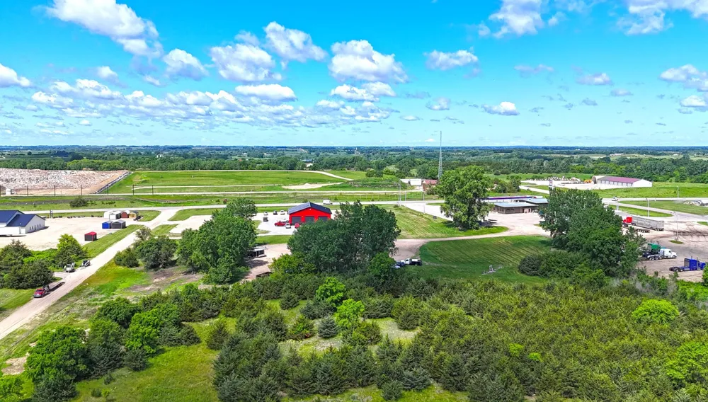 16435 26th St NE New London, MN 56273
