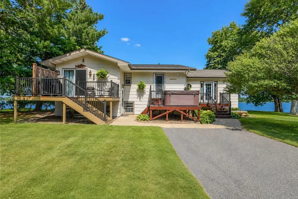 21724 Beach Road Deerwood, MN 56444